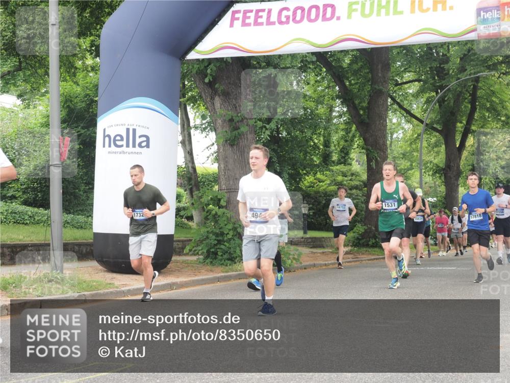 29.06.2025 - hella hamburg halbmarathon KatJ http://msf.ph/oto/8350650 29.06.2025 10:50:50 Zwischen KM18-KM19 1531, 4945, 6966 meine-sportfotos.de