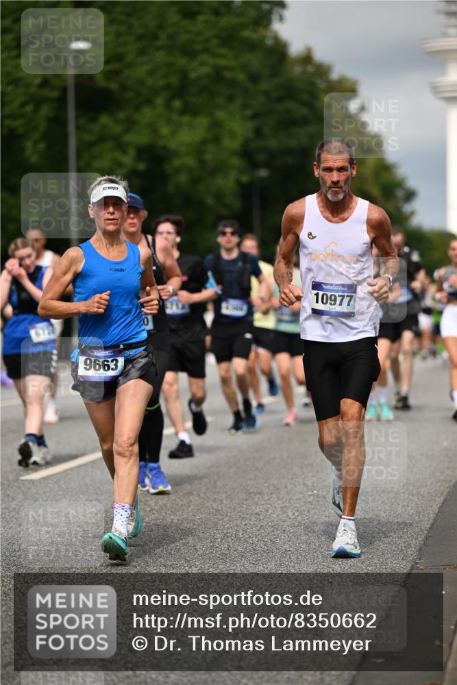 29.06.2025 - hella hamburg halbmarathon Dr. Thomas Lammeyer http://msf.ph/oto/8350662 29.06.2025 10:18:32 Kennedybrücke 1071, 1131, 1480, 1728, 3020, 3025, 3154, 3454, 3691, 3728, 3756, 3834, 5191, 5670, 6028, 6083, 6181, 6366, 6717, 6724, 7209, 7442, 7446, 7447, 7840, 8055, 8409, 8563, 8755, 9173, 9663, 10224, 10610, 10977 meine-sportfotos.de