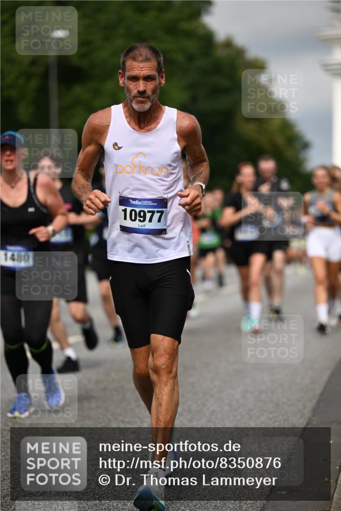 29.06.2025 - hella hamburg halbmarathon Dr. Thomas Lammeyer http://msf.ph/oto/8350876 29.06.2025 10:18:34 Kennedybrücke 1071, 1131, 1480, 1728, 2046, 3020, 3025, 3154, 3454, 3691, 3728, 3756, 3834, 5191, 6028, 6083, 6181, 6366, 6717, 6724, 7209, 7442, 7446, 7447, 7840, 8055, 8409, 8563, 8755, 9173, 9663, 10224, 10610, 10977 meine-sportfotos.de