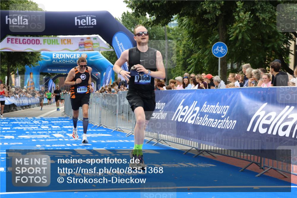 29.06.2025 - hella hamburg halbmarathon Strokosch-Dieckow http://msf.ph/oto/8351368 29.06.2025 10:31:41 Ziel 5187, 7793, 13606, 13617, 15835, 18102 meine-sportfotos.de