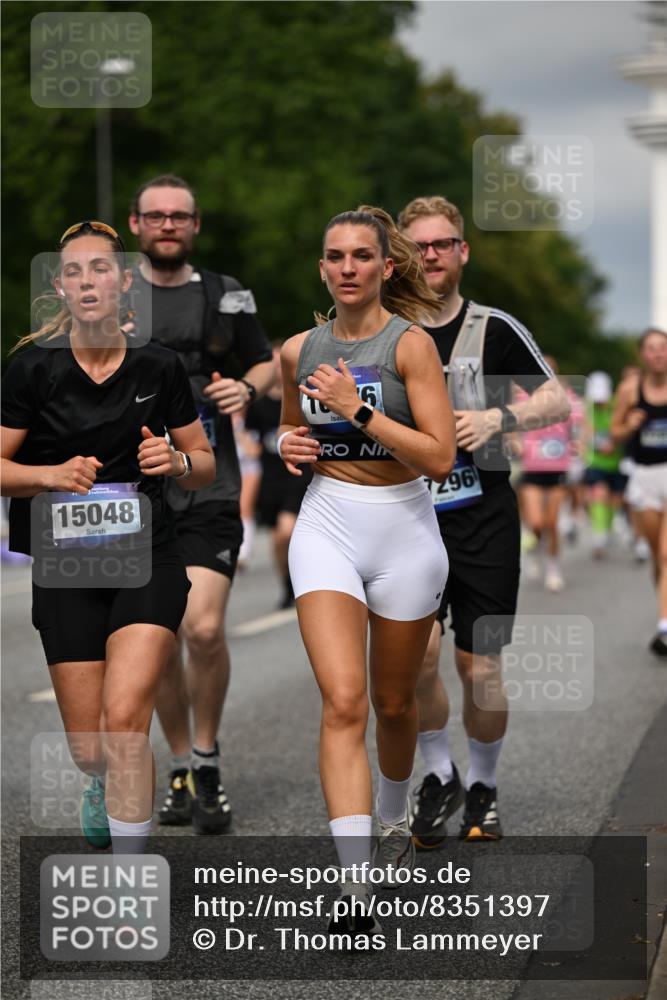 29.06.2025 - hella hamburg halbmarathon Dr. Thomas Lammeyer http://msf.ph/oto/8351397 29.06.2025 10:18:38 Kennedybrücke 1071, 1131, 1480, 1728, 2046, 3020, 3025, 3454, 3691, 3728, 3756, 3834, 5191, 6181, 6366, 6717, 6724, 7195, 7442, 7446, 7447, 7881, 8055, 8522, 8563, 8755, 8892, 9173, 9663, 9709, 10224, 10610, 10977 meine-sportfotos.de