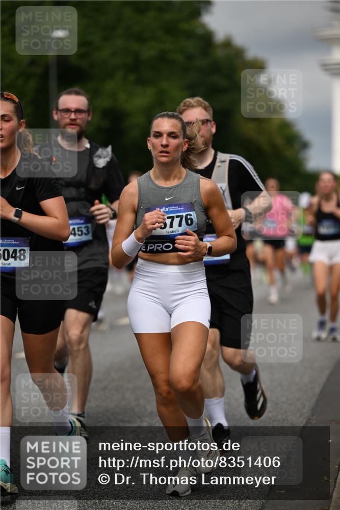 29.06.2025 - hella hamburg halbmarathon Dr. Thomas Lammeyer http://msf.ph/oto/8351406 29.06.2025 10:18:38 Kennedybrücke 1071, 1131, 1480, 1728, 2046, 3020, 3025, 3454, 3691, 3728, 3756, 3834, 5191, 6181, 6366, 6717, 6724, 7195, 7442, 7446, 7447, 7881, 8055, 8522, 8563, 8755, 8892, 9173, 9663, 9709, 10224, 10610, 10977 meine-sportfotos.de