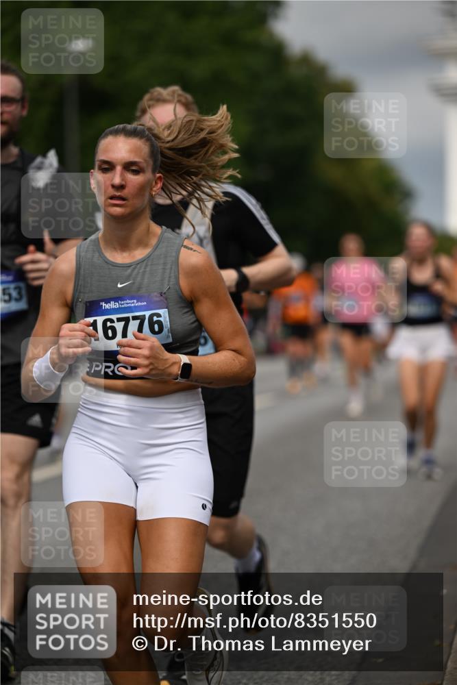 29.06.2025 - hella hamburg halbmarathon Dr. Thomas Lammeyer http://msf.ph/oto/8351550 29.06.2025 10:18:38 Kennedybrücke 1071, 1131, 1480, 1728, 2046, 3020, 3025, 3454, 3691, 3728, 3756, 3834, 5191, 6181, 6366, 6717, 6724, 7195, 7442, 7446, 7447, 7881, 8055, 8522, 8563, 8755, 8892, 9173, 9663, 9709, 10224, 10610, 10977 meine-sportfotos.de