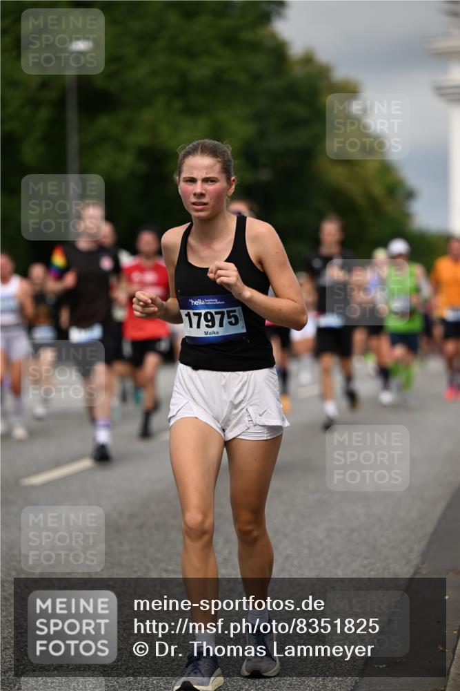 29.06.2025 - hella hamburg halbmarathon Dr. Thomas Lammeyer http://msf.ph/oto/8351825 29.06.2025 10:18:41 Kennedybrücke 1071, 1131, 1480, 1728, 2046, 2690, 3020, 3025, 3454, 3691, 3834, 5191, 6181, 6366, 6717, 6724, 7195, 7442, 7446, 7447, 7881, 8055, 8275, 8522, 8563, 8755, 8854, 8892, 9173, 9663, 9709, 10224, 10977 meine-sportfotos.de
