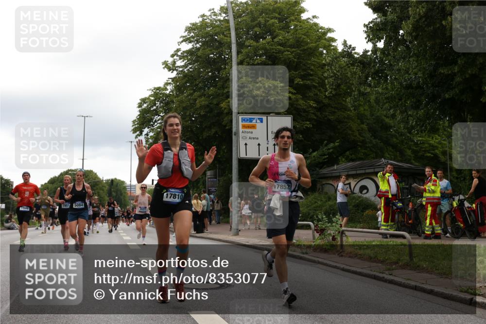 29.06.2025 - hella hamburg halbmarathon Yannick Fuchs http://msf.ph/oto/8353077 29.06.2025 10:52:54 20KM 1285, 1642, 1946, 1951, 2006, 2027, 2677, 2855, 3181, 5084, 5347, 5633, 6202, 6208, 6636, 6860, 6997, 7476, 8290, 8392, 8929, 9156, 9353, 9655, 9835, 10036, 10539, 10915, 12809, 13407, 14375, 14631, 14914, 15240, 15263, 15824, 16160, 16206, 16409, 16563, 16922, 16924, 17017, 17346, 17782, 17810, 17839, 17852, 17931, 18112, 18153, 18232, 18266, 18327, 18556, 18682, 18730, 18833, 18954, 19002, 19003 meine-sportfotos.de