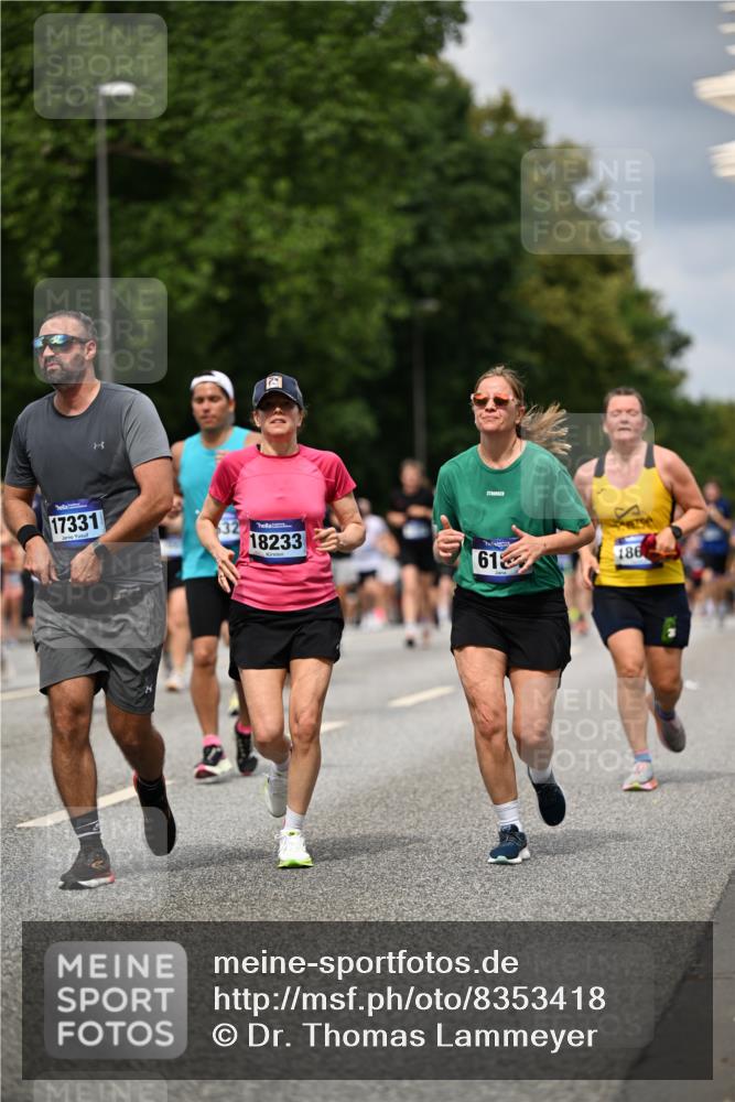 29.06.2025 - hella hamburg halbmarathon Dr. Thomas Lammeyer http://msf.ph/oto/8353418 29.06.2025 10:40:54 Kennedybrücke 1008, 1010, 1224, 1948, 2811, 3401, 3699, 3895, 4245, 5171, 5540, 5747, 5789, 5809, 5919, 6184, 6359, 6417, 7632, 7773, 8530, 8581, 8936, 8937, 9432, 9694, 9701, 9806, 9918, 10123, 10487, 10531, 10577, 10984 meine-sportfotos.de