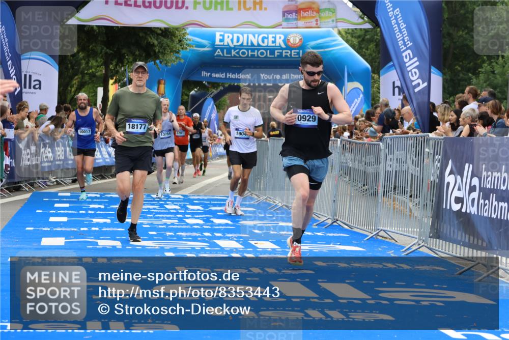 29.06.2025 - hella hamburg halbmarathon Strokosch-Dieckow http://msf.ph/oto/8353443 29.06.2025 10:31:06 Ziel 3201, 5826, 10017, 10298, 10929, 12232, 13754, 18177 meine-sportfotos.de
