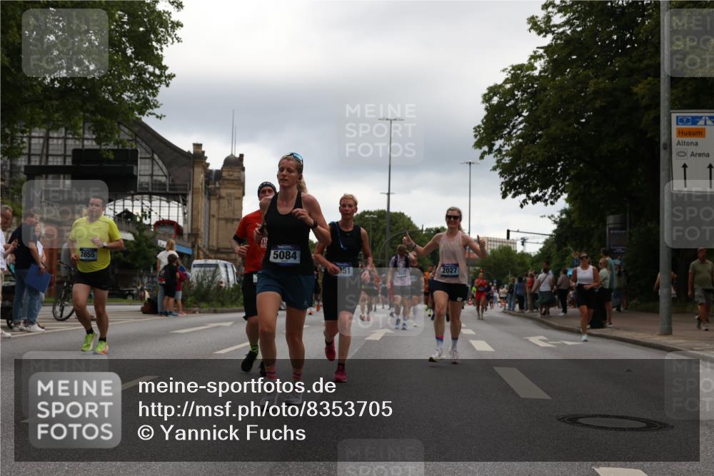 29.06.2025 - hella hamburg halbmarathon Yannick Fuchs http://msf.ph/oto/8353705 29.06.2025 10:52:55 20KM 1285, 1642, 1946, 1951, 2006, 2027, 2677, 2855, 3181, 5084, 5347, 5633, 6202, 6208, 6636, 6860, 6997, 7476, 8290, 8392, 8929, 9156, 9353, 9655, 9835, 10036, 10539, 10915, 12633, 12809, 13407, 14375, 14631, 14914, 15240, 15263, 15824, 16160, 16206, 16409, 16563, 16922, 16924, 17017, 17346, 17782, 17810, 17852, 17931, 18112, 18153, 18232, 18266, 18327, 18556, 18682, 18730, 18833, 18954, 19002, 19003 meine-sportfotos.de