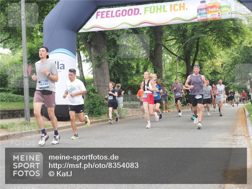 29.06.2025 - hella hamburg halbmarathon KatJ http://msf.ph/oto/8354083 29.06.2025 10:51:32 Zwischen KM18-KM19 1863, 2298, 2782, 5396, 6585, 6907, 6908, 7042 meine-sportfotos.de