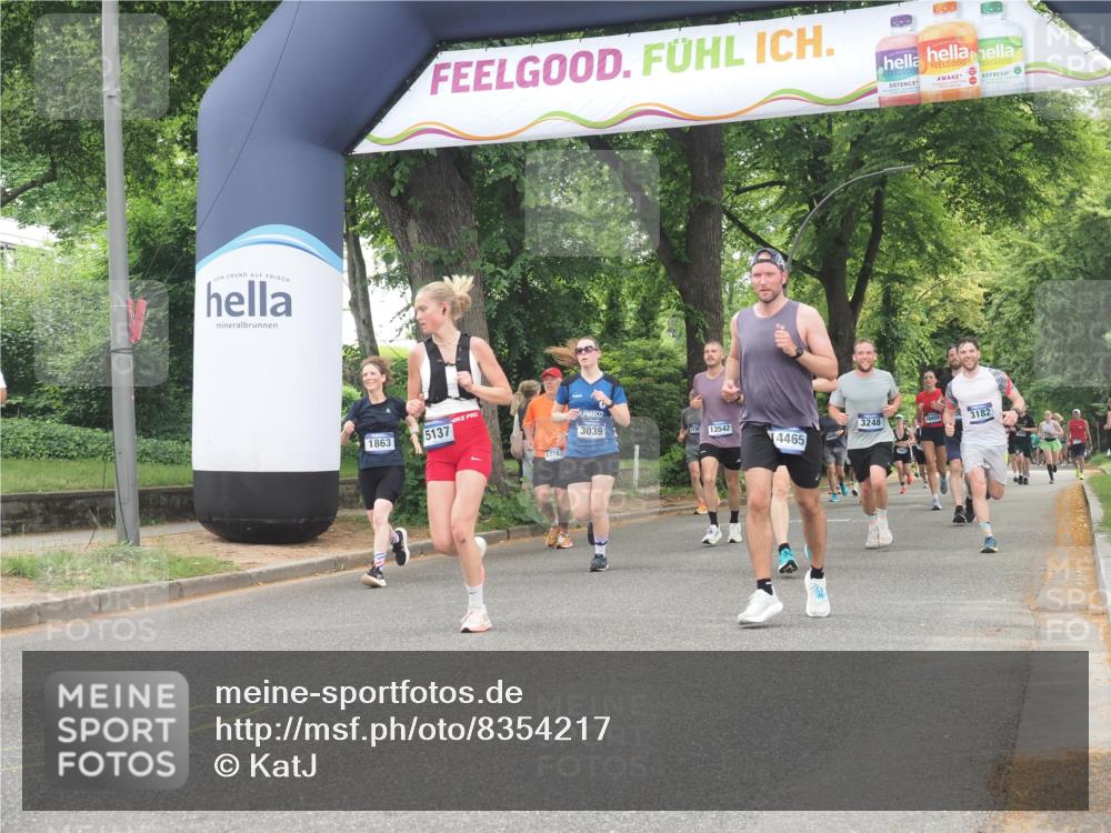 29.06.2025 - hella hamburg halbmarathon KatJ http://msf.ph/oto/8354217 29.06.2025 10:51:33 Zwischen KM18-KM19 1863, 2298, 2782, 3039, 5396, 6585, 7042 meine-sportfotos.de
