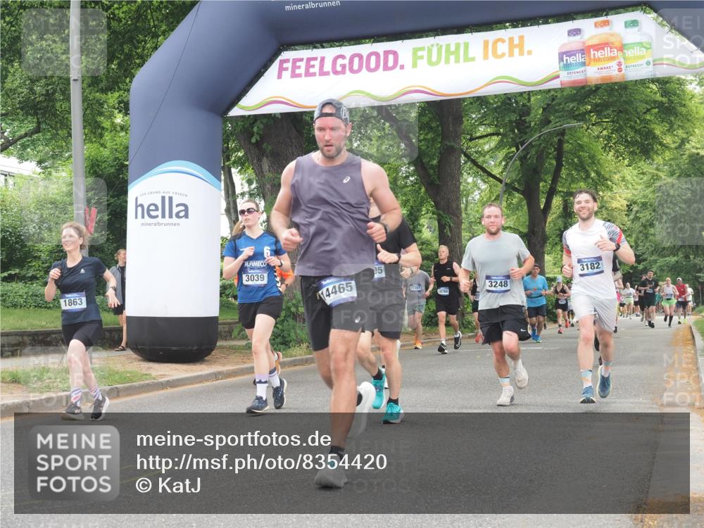 29.06.2025 - hella hamburg halbmarathon KatJ http://msf.ph/oto/8354420 29.06.2025 10:51:35 Zwischen KM18-KM19 1863, 3039, 3182, 3248, 5396, 6100, 7042 meine-sportfotos.de