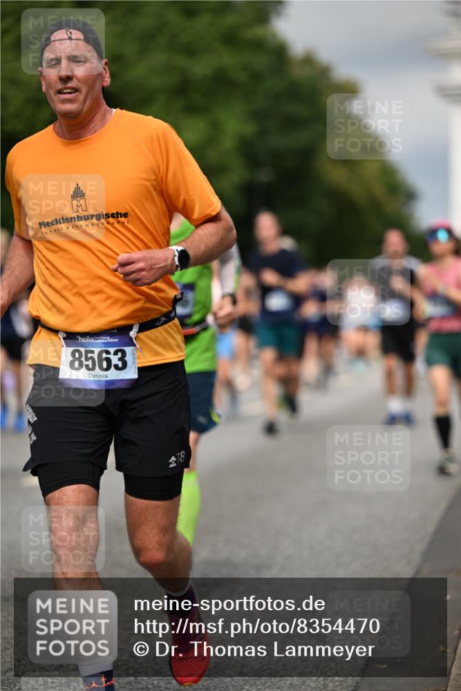 29.06.2025 - hella hamburg halbmarathon Dr. Thomas Lammeyer http://msf.ph/oto/8354470 29.06.2025 10:18:49 Kennedybrücke 1071, 1296, 1379, 1575, 1728, 1745, 2046, 2281, 2690, 3025, 3454, 3507, 3509, 3691, 4495, 4641, 5608, 5800, 6181, 6317, 6710, 6717, 6724, 7195, 7446, 7447, 7881, 8055, 8239, 8256, 8275, 8522, 8563, 8755, 8854, 8892, 9173, 9709, 10224, 10589, 10717, 11271 meine-sportfotos.de