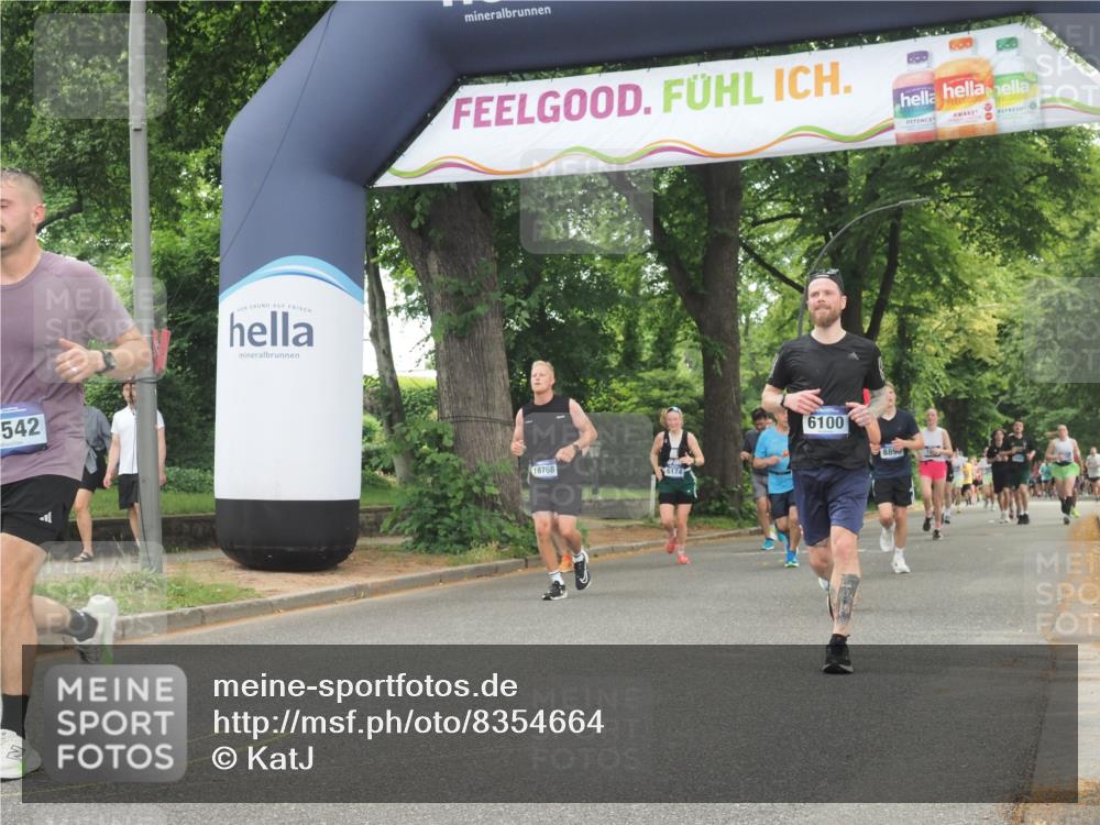 29.06.2025 - hella hamburg halbmarathon KatJ http://msf.ph/oto/8354664 29.06.2025 10:51:37 Zwischen KM18-KM19 1863, 3039, 3182, 3248, 6100, 7042 meine-sportfotos.de