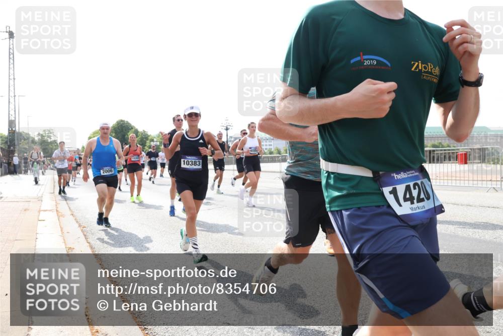 29.06.2025 - hella hamburg halbmarathon Lena Gebhardt http://msf.ph/oto/8354706 29.06.2025 10:01:19 Lombardsbrücke 2019, 2006, 18355, 10383, 1420, 1130, 1387, 1420, 1722, 1724, 1726, 2006, 2091, 2167, 2354, 2363, 2490, 2591, 2936, 3199, 3425, 3625, 3663, 3740, 4068, 4238, 4249, 4319, 4322, 4370, 4649, 4708, 5033, 5547, 5570, 5675, 5870, 6087, 6147, 6281, 0000, 6302, 6487, 6531, 6591, 6714, 6835, 6921, 6924, 7287, 7658, 7757, 7759, 7761, 7846, 8030, 8045, 8046, 8191, 8255, 8326, 8392, 8691, 8822, 8923, 9124, 9932, 10188, 10271, 10281, 10301, 10383, 10576, 11043, 11465 meine-sportfotos.de