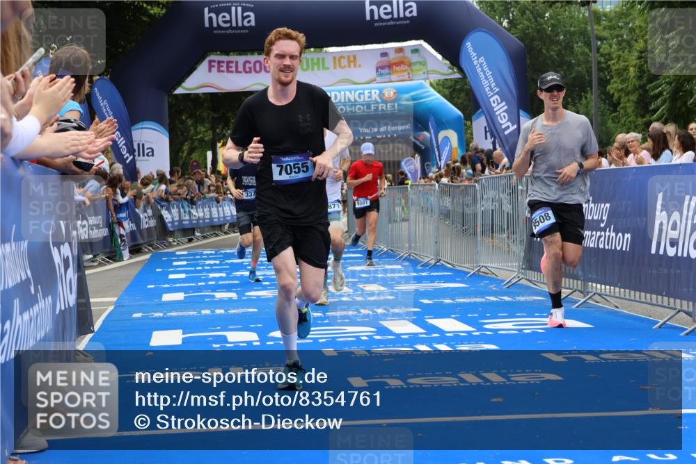 29.06.2025 - hella hamburg halbmarathon Strokosch-Dieckow http://msf.ph/oto/8354761 29.06.2025 10:30:45 Ziel 3379, 7055, 7481, 7880, 9381, 9508, 18235, 18871 meine-sportfotos.de