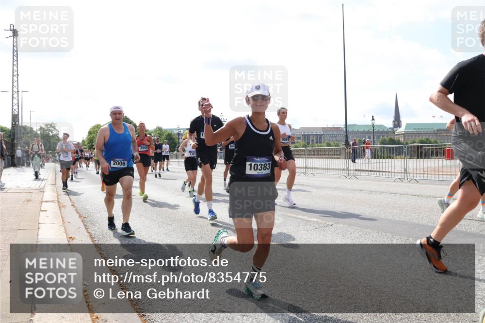 29.06.2025 - hella hamburg halbmarathon Lena Gebhardt http://msf.ph/oto/8354775 29.06.2025 10:01:19 Lombardsbrücke 2006, 18355, 1351, 1, 10383, 6591, 1130, 1387, 1420, 1722, 1724, 1726, 2006, 2091, 2167, 2354, 2363, 2490, 2591, 2936, 3199, 3425, 3625, 3663, 3740, 4068, 4238, 4249, 4319, 4322, 4370, 4649, 4708, 5033, 5547, 5570, 5675, 5870, 6087, 6147, 6281, 0000, 6302, 6487, 6531, 6591, 6714, 6835, 6921, 6924, 7287, 7658, 7757, 7759, 7761, 7846, 8030, 8045, 8046, 8191, 8255, 8326, 8392, 8691, 8822, 8923, 9124, 9932, 10188, 10271, 10281, 10301, 10383, 10576, 11043, 11465 meine-sportfotos.de