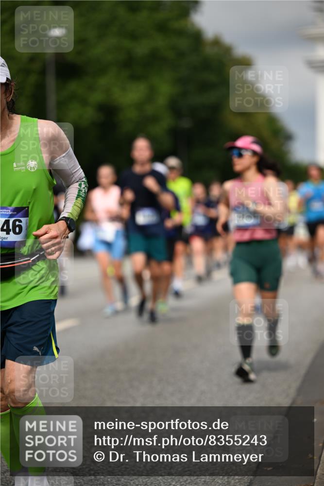 29.06.2025 - hella hamburg halbmarathon Dr. Thomas Lammeyer http://msf.ph/oto/8355243 29.06.2025 10:18:50 Kennedybrücke 1071, 1296, 1379, 1575, 1728, 1745, 2046, 2281, 2690, 3454, 3507, 3509, 3691, 4495, 4641, 5608, 5800, 5981, 6181, 6317, 6710, 6724, 7195, 7446, 7447, 7881, 8055, 8239, 8256, 8275, 8522, 8563, 8755, 8854, 8892, 9709, 10589, 10717, 11271 meine-sportfotos.de
