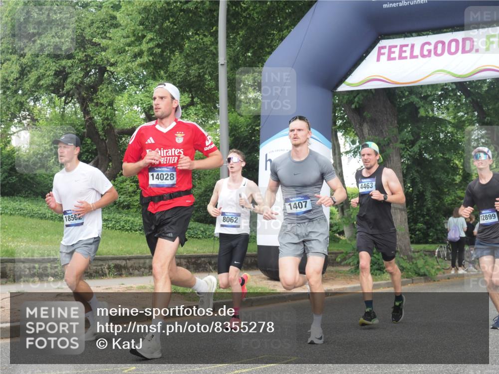 29.06.2025 - hella hamburg halbmarathon KatJ http://msf.ph/oto/8355278 29.06.2025 10:21:47 Zwischen KM18-KM19 1407, 2746, 3935, 4463, 6358, 8062 meine-sportfotos.de