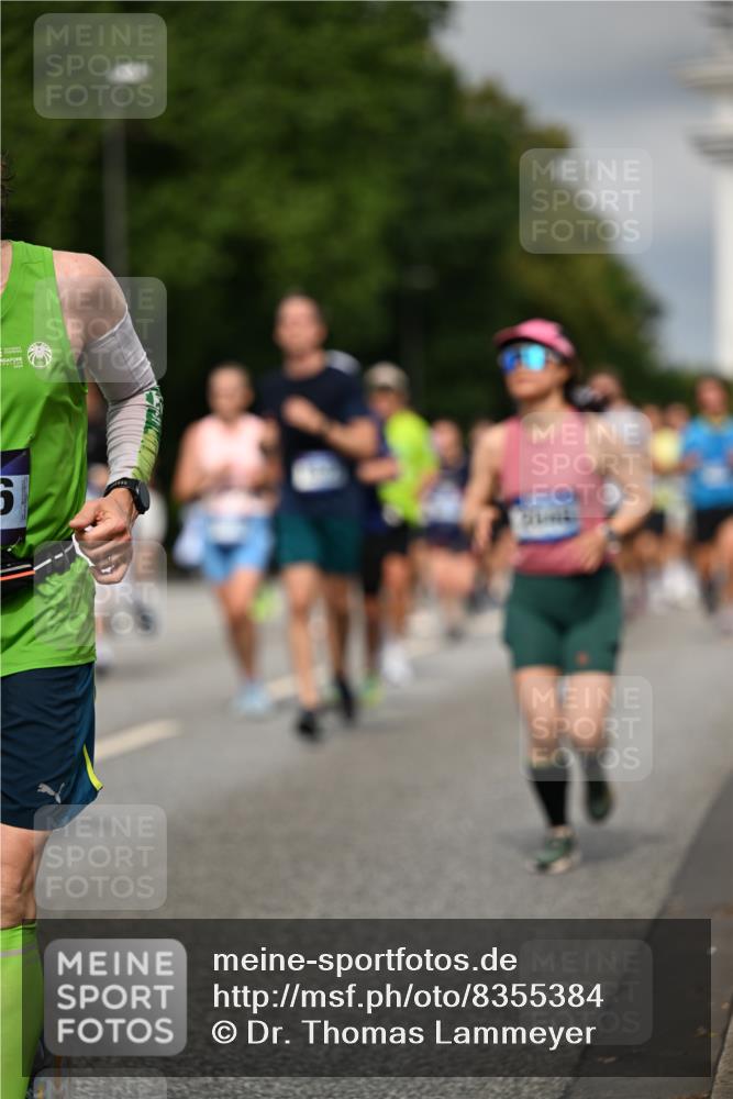 29.06.2025 - hella hamburg halbmarathon Dr. Thomas Lammeyer http://msf.ph/oto/8355384 29.06.2025 10:18:50 Kennedybrücke 1071, 1296, 1379, 1575, 1728, 1745, 2046, 2281, 2690, 3454, 3507, 3509, 3691, 4495, 4641, 5608, 5800, 5981, 6181, 6317, 6710, 6724, 7195, 7446, 7447, 7881, 8055, 8239, 8256, 8275, 8522, 8563, 8755, 8854, 8892, 9709, 10589, 10717, 11271 meine-sportfotos.de