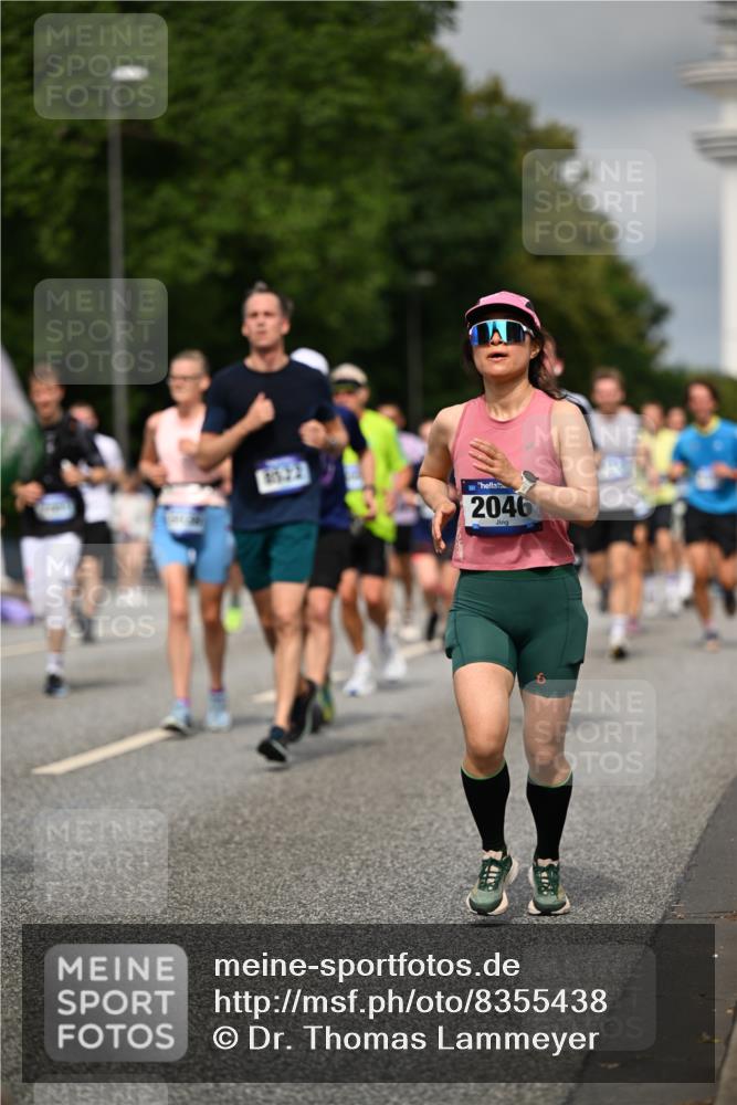29.06.2025 - hella hamburg halbmarathon Dr. Thomas Lammeyer http://msf.ph/oto/8355438 29.06.2025 10:18:51 Kennedybrücke 1296, 1379, 1575, 1728, 1745, 2046, 2281, 2690, 3454, 3507, 3509, 3691, 4495, 4641, 5608, 5800, 5981, 6181, 6317, 6710, 6724, 7195, 7439, 7446, 7447, 7881, 8239, 8256, 8275, 8522, 8563, 8755, 8854, 8892, 9709, 9975, 10589, 10717, 10858, 11271 meine-sportfotos.de
