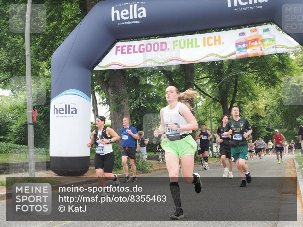 29.06.2025 - hella hamburg halbmarathon KatJ http://msf.ph/oto/8355463 29.06.2025 10:51:45 Zwischen KM18-KM19 1842, 6174, 6714 meine-sportfotos.de