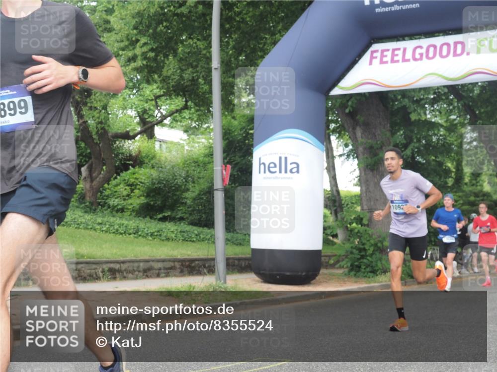 29.06.2025 - hella hamburg halbmarathon KatJ http://msf.ph/oto/8355524 29.06.2025 10:21:48 Zwischen KM18-KM19 1407, 2746, 3935, 4463, 8062 meine-sportfotos.de