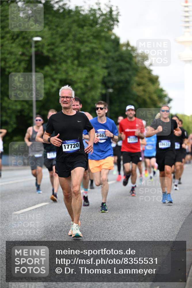 29.06.2025 - hella hamburg halbmarathon Dr. Thomas Lammeyer http://msf.ph/oto/8355531 29.06.2025 09:56:21 Kennedybrücke 1070, 1139, 1220, 1415, 1468, 1512, 1613, 1782, 2233, 3098, 3109, 3124, 3928, 4080, 4497, 4691, 4981, 5476, 5477, 7067, 7191, 7325, 7432, 7451, 7599, 7843, 7865, 7961, 8467, 8664, 9081, 9540, 10000, 10099, 10251, 10741, 10750, 10796, 11346 meine-sportfotos.de