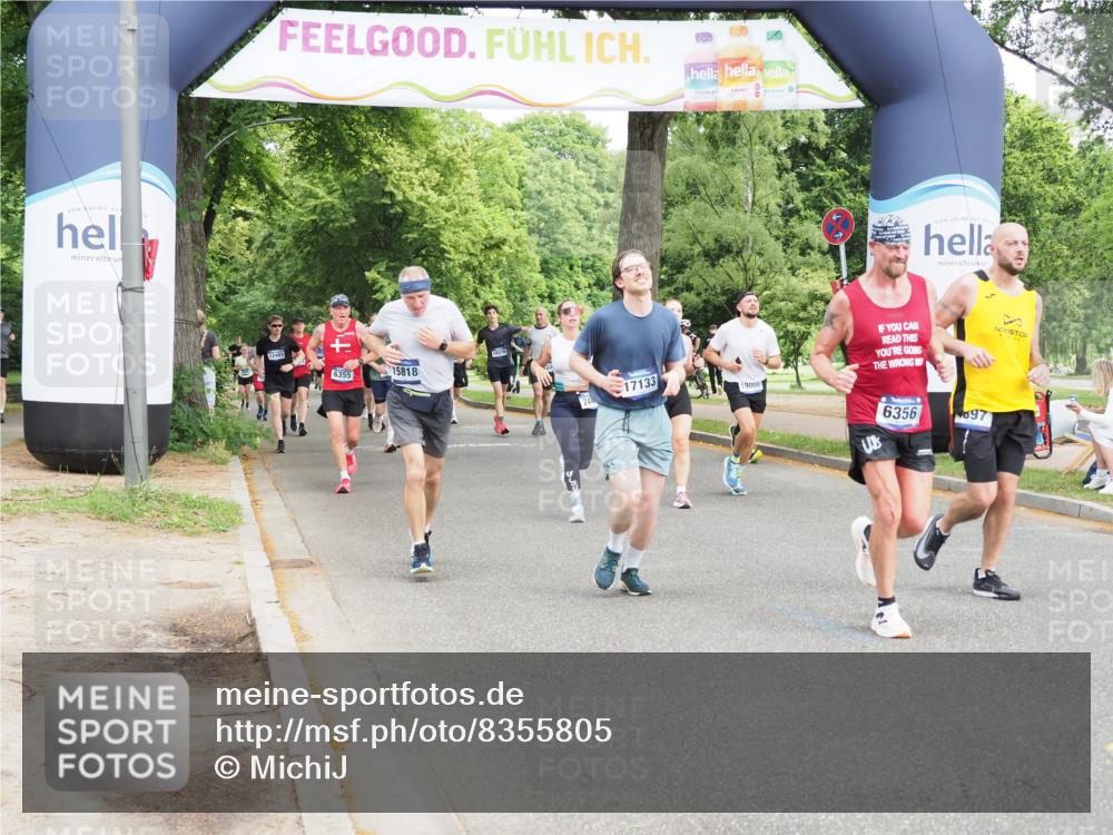 29.06.2025 - hella hamburg halbmarathon MichiJ http://msf.ph/oto/8355805 29.06.2025 10:41:57 Zwischen KM18-KM19 1120, 1143, 2432, 2448, 4897, 6356, 6587, 8223, 8618, 11976, 12213, 13267, 13869, 14660, 14834, 15389, 15818, 16625, 17133, 18190, 19000 meine-sportfotos.de
