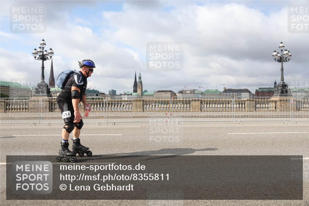 29.06.2025 - hella hamburg halbmarathon Lena Gebhardt http://msf.ph/oto/8355811 29.06.2025 09:09:31 Lombardsbrücke 514 meine-sportfotos.de