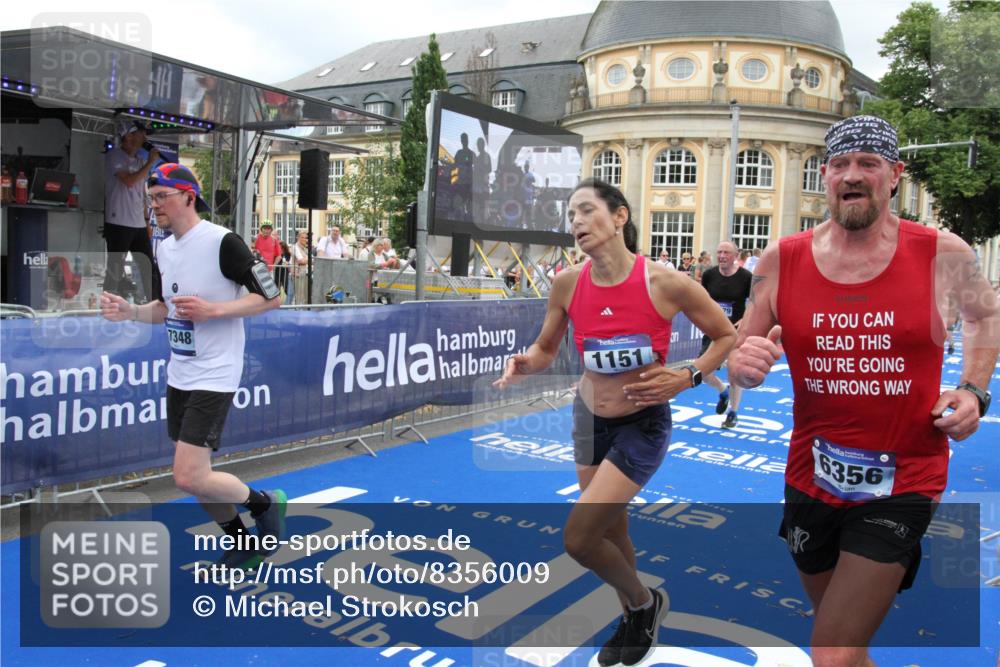 29.06.2025 - hella hamburg halbmarathon Michael Strokosch http://msf.ph/oto/8356009 29.06.2025 10:54:07 Ziel 1151, 1410, 1815, 3096, 3208, 3209, 6294, 6356, 6374, 6581, 8394, 9032, 11499, 12379, 13397, 16871, 17348, 18308 meine-sportfotos.de