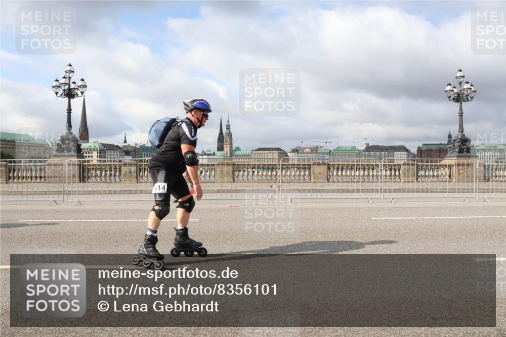29.06.2025 - hella hamburg halbmarathon Lena Gebhardt http://msf.ph/oto/8356101 29.06.2025 09:09:31 Lombardsbrücke 514 meine-sportfotos.de