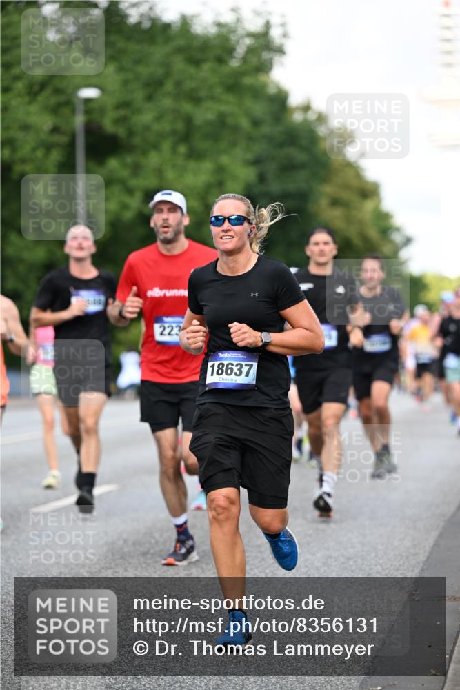 29.06.2025 - hella hamburg halbmarathon Dr. Thomas Lammeyer http://msf.ph/oto/8356131 29.06.2025 09:56:24 Kennedybrücke 1070, 1220, 1415, 1468, 1613, 1782, 2189, 2233, 3098, 3109, 3124, 3917, 3928, 4080, 4277, 4497, 4691, 4981, 5476, 5477, 6152, 6716, 7005, 7067, 7093, 7191, 7325, 7432, 7451, 7599, 7843, 7865, 7961, 8467, 8664, 8694, 9081, 9213, 9540, 10000, 10099, 10251, 10750, 10796, 11346 meine-sportfotos.de