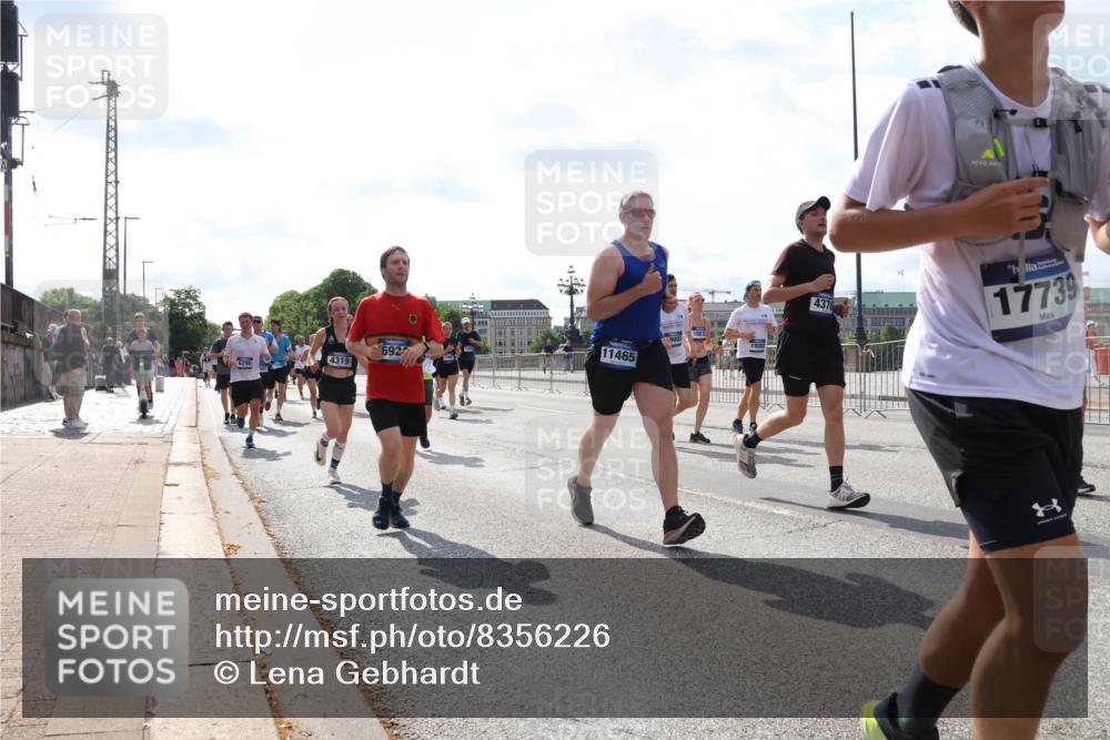 29.06.2025 - hella hamburg halbmarathon Lena Gebhardt http://msf.ph/oto/8356226 29.06.2025 10:01:24 Lombardsbrücke 0000, 4319, 692, 11465, 4370, 17739, 1130, 1329, 1387, 1420, 1653, 1722, 1724, 1726, 2006, 2091, 2167, 2354, 2363, 2490, 2591, 2936, 2957, 3039, 3199, 3425, 3625, 3663, 3740, 4068, 4238, 4249, 4319, 4322, 4370, 4649, 4663, 4708, 5547, 5570, 5675, 5870, 6087, 6147, 6281, 0000, 6302, 6487, 6531, 6591, 6835, 6921, 6924, 7287, 7658, 7757, 7759, 7761, 7846, 8030, 8045, 8046, 8191, 8326, 8392, 8578, 8691, 8822, 8926, 9932, 10188, 10281, 10301, 10383, 10576, 10915, 11043, 11465 meine-sportfotos.de