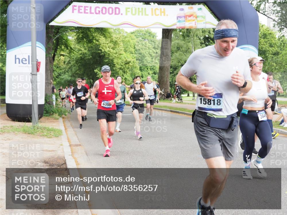 29.06.2025 - hella hamburg halbmarathon MichiJ http://msf.ph/oto/8356257 29.06.2025 10:41:59 Zwischen KM18-KM19 1143, 2448, 4231, 4897, 6355, 6356, 8223, 13267, 14660, 14834, 15389, 15818, 16625, 17133, 18031, 19000 meine-sportfotos.de