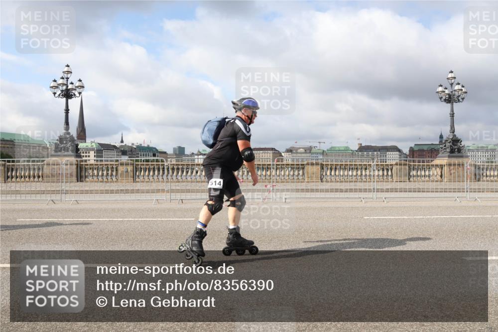 29.06.2025 - hella hamburg halbmarathon Lena Gebhardt http://msf.ph/oto/8356390 29.06.2025 09:09:31 Lombardsbrücke 514 meine-sportfotos.de