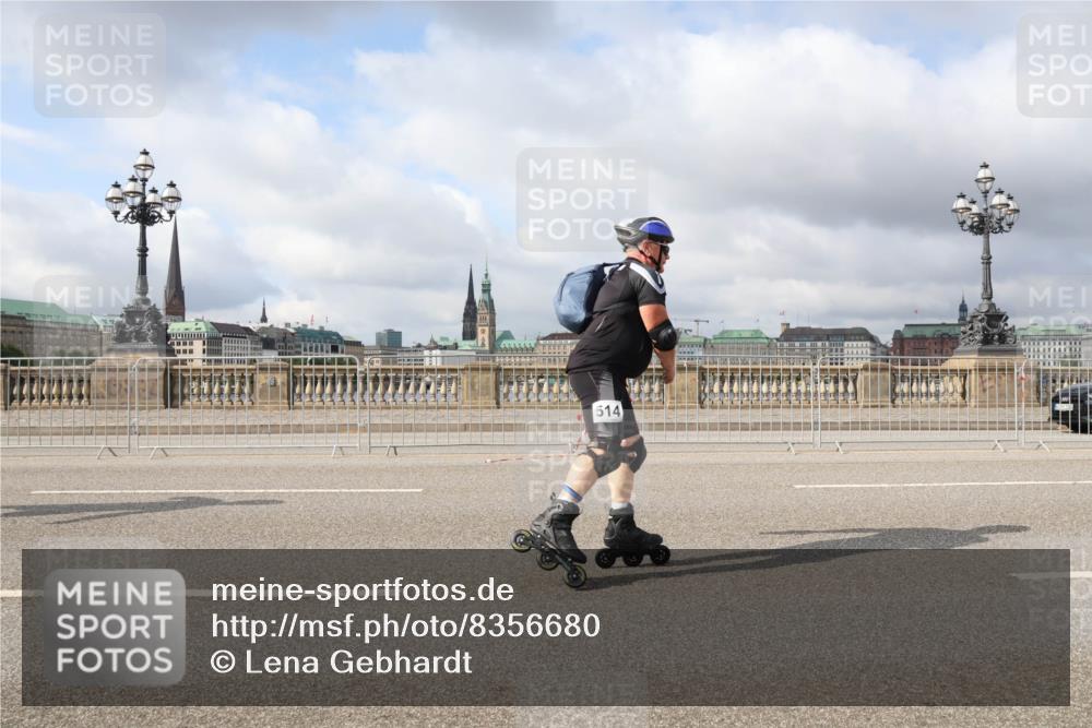 29.06.2025 - hella hamburg halbmarathon Lena Gebhardt http://msf.ph/oto/8356680 29.06.2025 09:09:31 Lombardsbrücke 514 meine-sportfotos.de