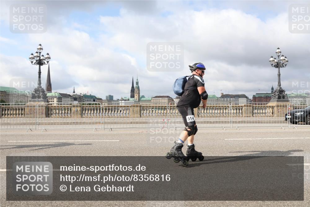 29.06.2025 - hella hamburg halbmarathon Lena Gebhardt http://msf.ph/oto/8356816 29.06.2025 09:09:31 Lombardsbrücke 514 meine-sportfotos.de