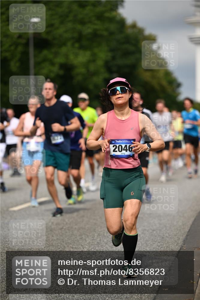 29.06.2025 - hella hamburg halbmarathon Dr. Thomas Lammeyer http://msf.ph/oto/8356823 29.06.2025 10:18:51 Kennedybrücke 1296, 1379, 1575, 1728, 1745, 2046, 2281, 2690, 3454, 3507, 3509, 3691, 4495, 4641, 5608, 5800, 5981, 6181, 6317, 6710, 6724, 7195, 7439, 7446, 7447, 7881, 8239, 8256, 8275, 8522, 8563, 8755, 8854, 8892, 9709, 9975, 10589, 10717, 10858, 11271 meine-sportfotos.de