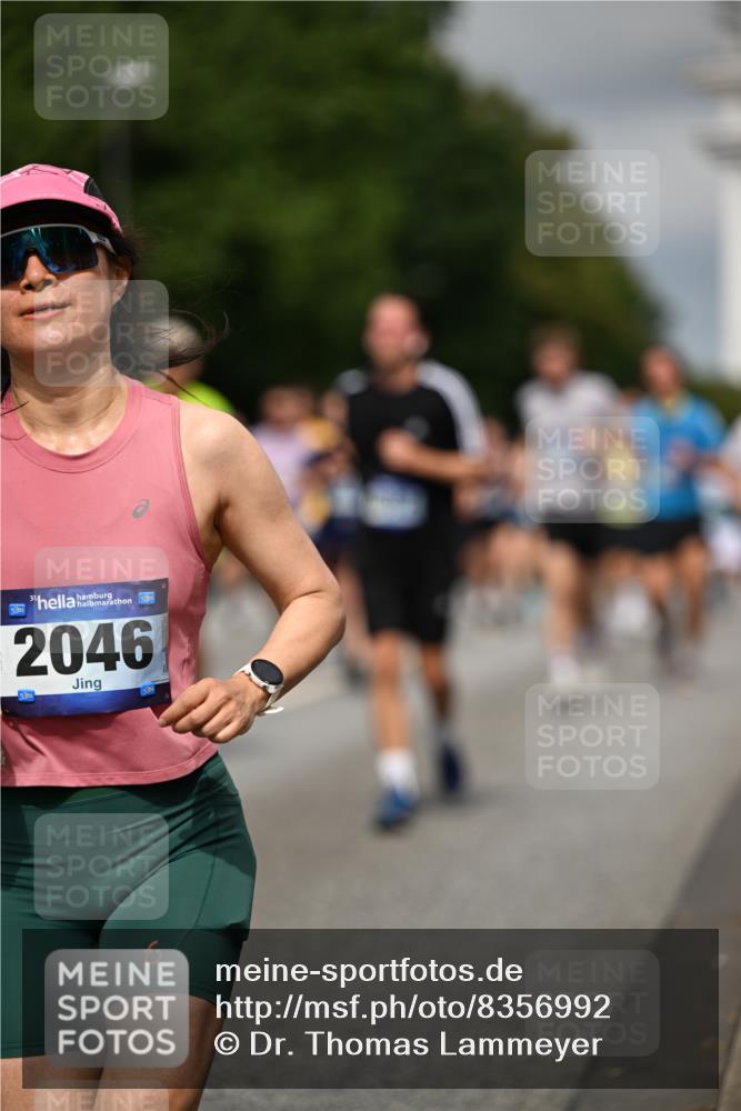 29.06.2025 - hella hamburg halbmarathon Dr. Thomas Lammeyer http://msf.ph/oto/8356992 29.06.2025 10:18:53 Kennedybrücke 1296, 1379, 1575, 1728, 1745, 2046, 2281, 2690, 3454, 3507, 3509, 3691, 4495, 4641, 5608, 5800, 5981, 6181, 6317, 6710, 6724, 7195, 7439, 7446, 7447, 7881, 8239, 8256, 8275, 8522, 8563, 8755, 8854, 8892, 9709, 9911, 9975, 10589, 10717, 10858, 11271 meine-sportfotos.de