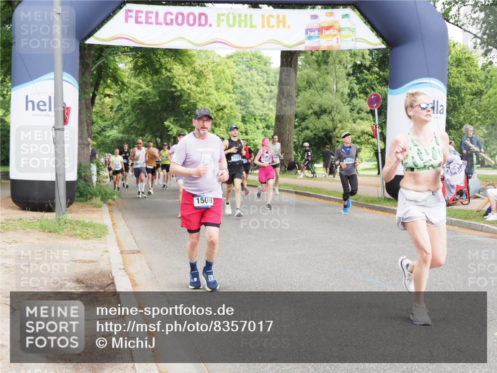 29.06.2025 - hella hamburg halbmarathon MichiJ http://msf.ph/oto/8357017 29.06.2025 10:42:05 Zwischen KM18-KM19 1193, 1506, 2252, 3652, 4231, 4897, 6355, 7221, 8223, 10368, 10376, 12483, 15389, 15818, 16879, 18031, 18181, 19000 meine-sportfotos.de