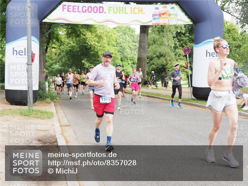 29.06.2025 - hella hamburg halbmarathon MichiJ http://msf.ph/oto/8357028 29.06.2025 10:42:06 Zwischen KM18-KM19 1193, 1506, 2252, 3652, 4231, 6355, 7221, 10368, 10376, 12483, 15854, 16879, 18031, 18181 meine-sportfotos.de
