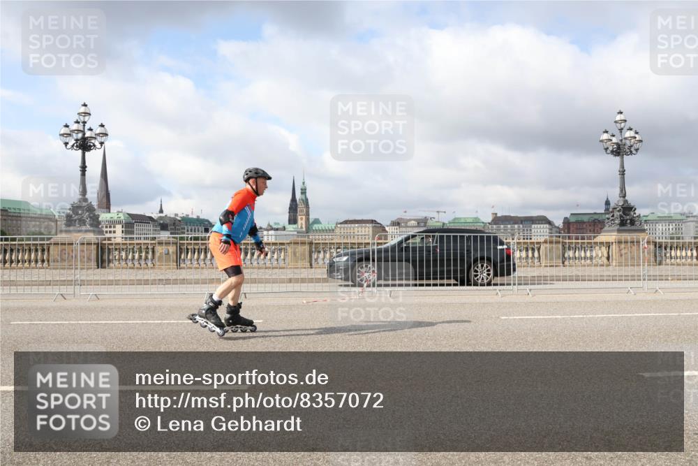 29.06.2025 - hella hamburg halbmarathon Lena Gebhardt http://msf.ph/oto/8357072 29.06.2025 09:09:32 Lombardsbrücke  meine-sportfotos.de
