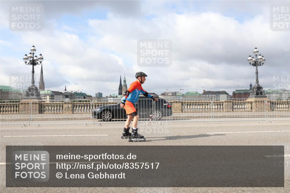 29.06.2025 - hella hamburg halbmarathon Lena Gebhardt http://msf.ph/oto/8357517 29.06.2025 09:09:32 Lombardsbrücke  meine-sportfotos.de