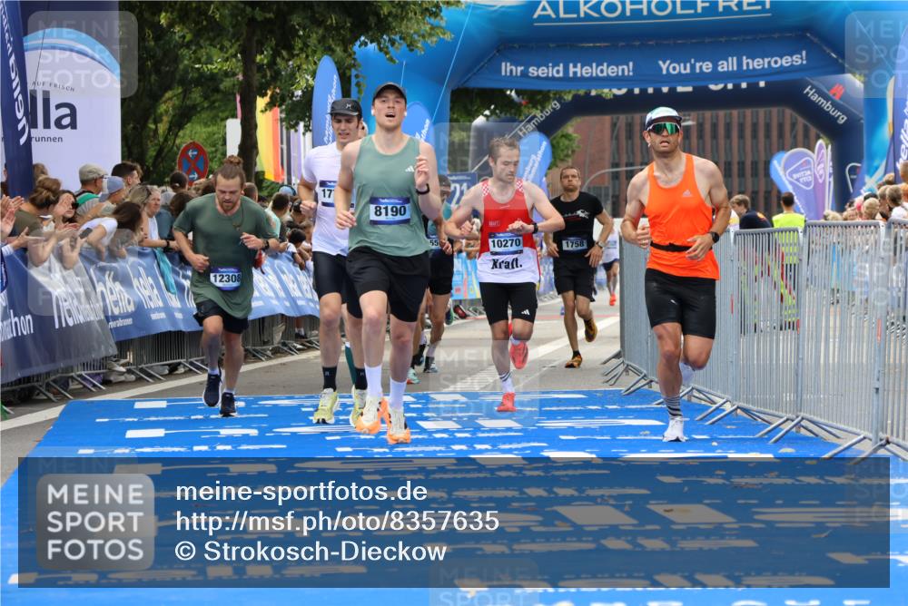29.06.2025 - hella hamburg halbmarathon Strokosch-Dieckow http://msf.ph/oto/8357635 29.06.2025 10:30:00 Ziel 2689, 3189, 5308, 8190, 9634, 10270, 12308, 15507, 15672, 17768 meine-sportfotos.de