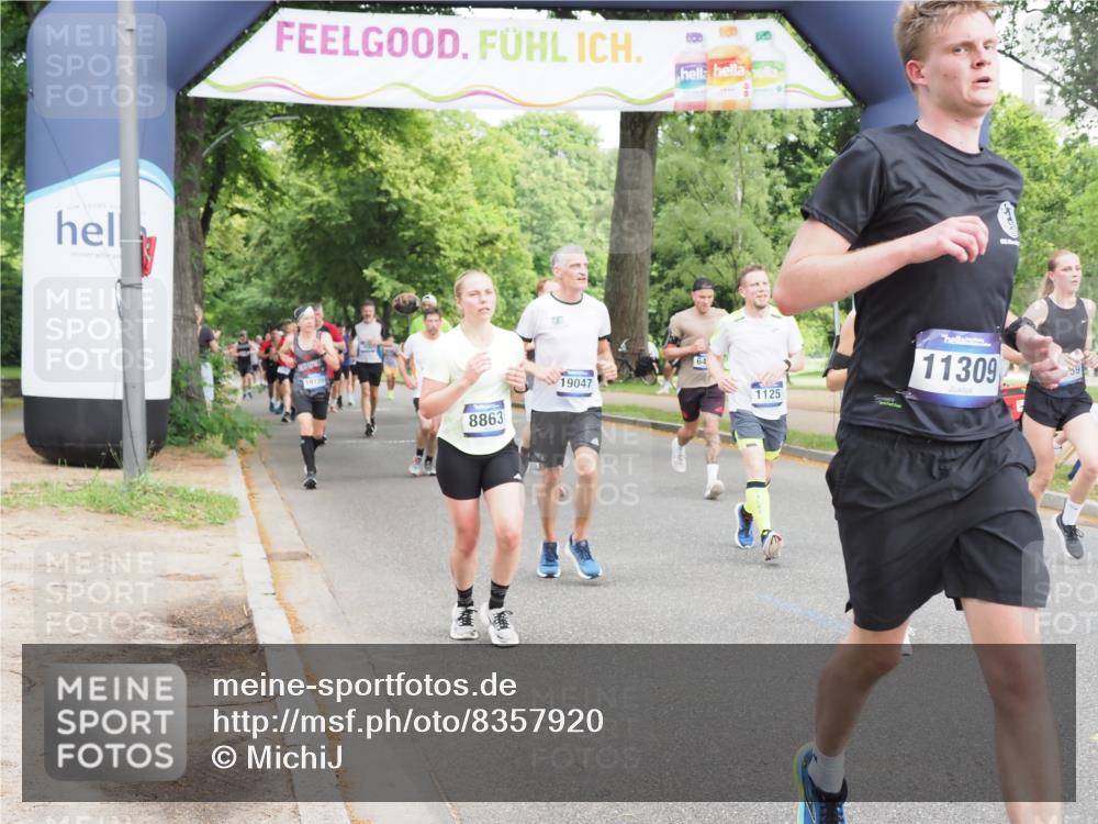 29.06.2025 - hella hamburg halbmarathon MichiJ http://msf.ph/oto/8357920 29.06.2025 10:42:15 Zwischen KM18-KM19 1125, 2612, 3177, 3861, 5021, 6082, 6084, 6433, 6443, 6569, 8863, 9562, 11309, 11499, 11568, 13470, 14818, 14845, 15184, 15484, 16327, 16521, 16527, 18759, 19047 meine-sportfotos.de