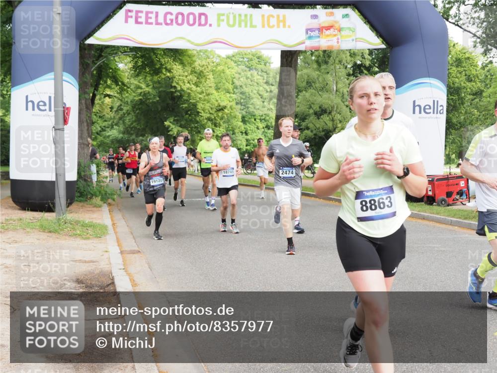29.06.2025 - hella hamburg halbmarathon MichiJ http://msf.ph/oto/8357977 29.06.2025 10:42:16 Zwischen KM18-KM19 1125, 2474, 2612, 3177, 3861, 5021, 6082, 6084, 6443, 6569, 8863, 9562, 11309, 11568, 13470, 14818, 14845, 15184, 16009, 16327, 16521, 16527, 18759, 19047 meine-sportfotos.de