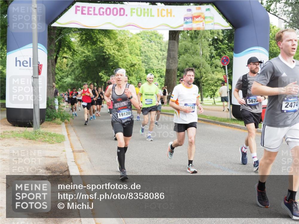 29.06.2025 - hella hamburg halbmarathon MichiJ http://msf.ph/oto/8358086 29.06.2025 10:42:18 Zwischen KM18-KM19 1125, 2474, 2612, 3037, 5672, 6443, 8863, 9562, 11309, 11568, 12858, 13470, 14845, 15184, 16009, 16327, 16521, 18741, 18759, 19047, 19120 meine-sportfotos.de