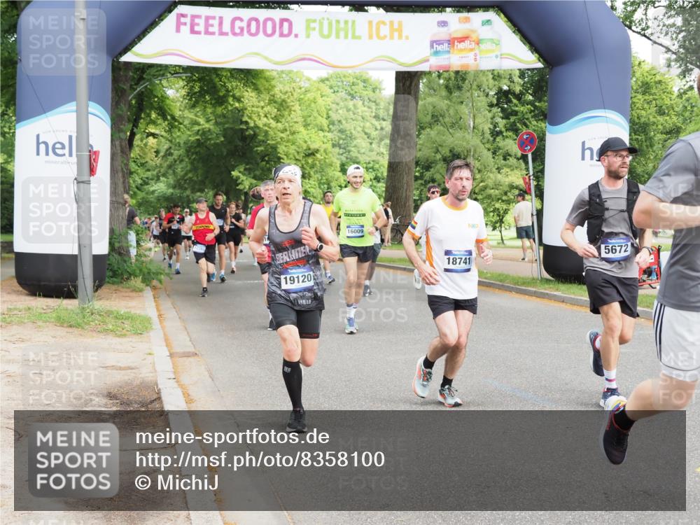 29.06.2025 - hella hamburg halbmarathon MichiJ http://msf.ph/oto/8358100 29.06.2025 10:42:18 Zwischen KM18-KM19 1125, 2474, 2612, 3037, 5672, 6443, 8863, 9562, 11309, 11568, 12858, 13470, 14845, 15184, 16009, 16327, 16521, 18741, 18759, 19047, 19120 meine-sportfotos.de