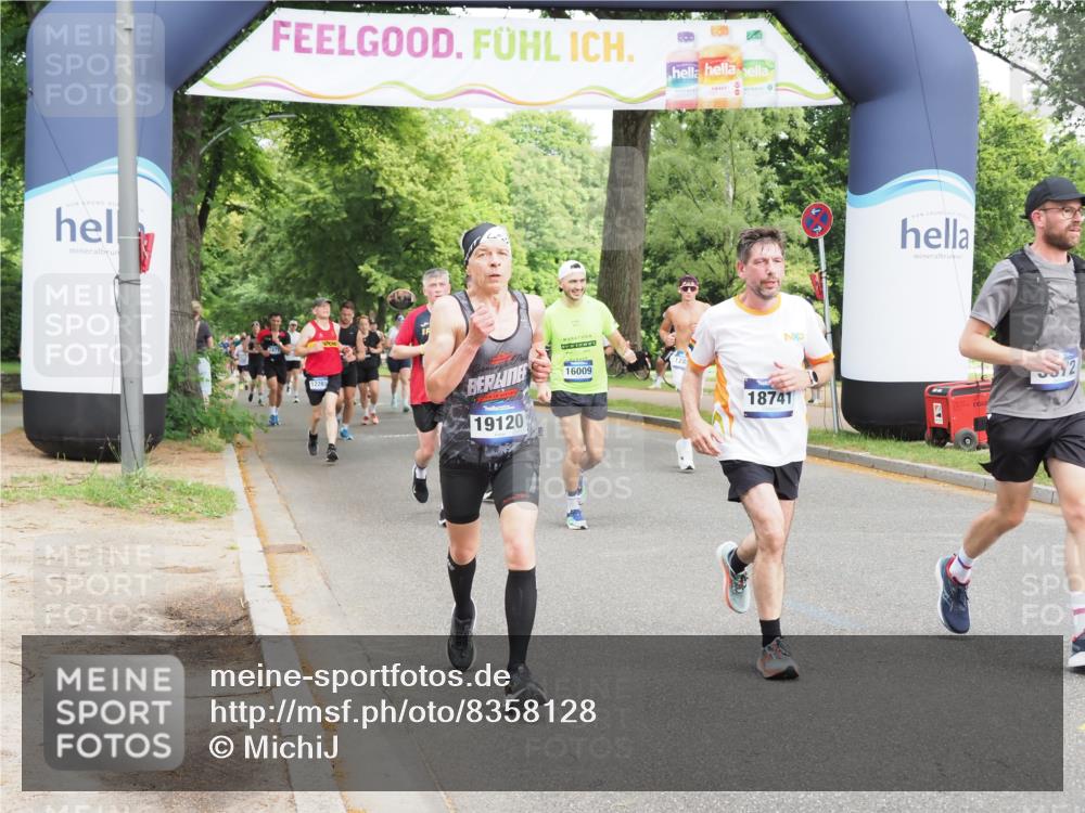 29.06.2025 - hella hamburg halbmarathon MichiJ http://msf.ph/oto/8358128 29.06.2025 10:42:18 Zwischen KM18-KM19 1125, 2474, 2612, 3037, 5672, 6443, 8863, 9562, 11309, 11568, 12858, 13470, 14845, 15184, 16009, 16327, 16521, 18741, 18759, 19047, 19120 meine-sportfotos.de