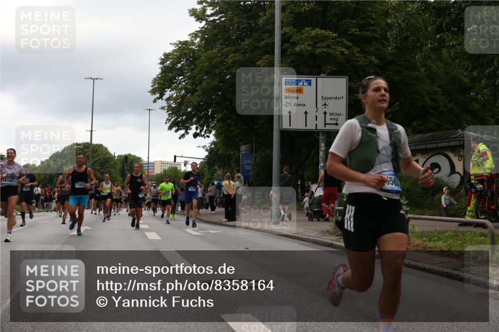 29.06.2025 - hella hamburg halbmarathon Yannick Fuchs http://msf.ph/oto/8358164 29.06.2025 10:53:06 20KM 1285, 1642, 1946, 1951, 2006, 2027, 2348, 2584, 2677, 2855, 2957, 2978, 3181, 3279, 3983, 4088, 4592, 5084, 5347, 5633, 5885, 6202, 6208, 6220, 6636, 6997, 7031, 7223, 7476, 8290, 8929, 9655, 10036, 10759, 10943, 11935, 11938, 12633, 13407, 13583, 14375, 14567, 14631, 14902, 14914, 14965, 15232, 15240, 15263, 15284, 15824, 16160, 16341, 16563, 16910, 17017, 17346, 17503, 17630, 18112, 18153, 18232, 18266, 18327, 18954, 19015, 19160 meine-sportfotos.de